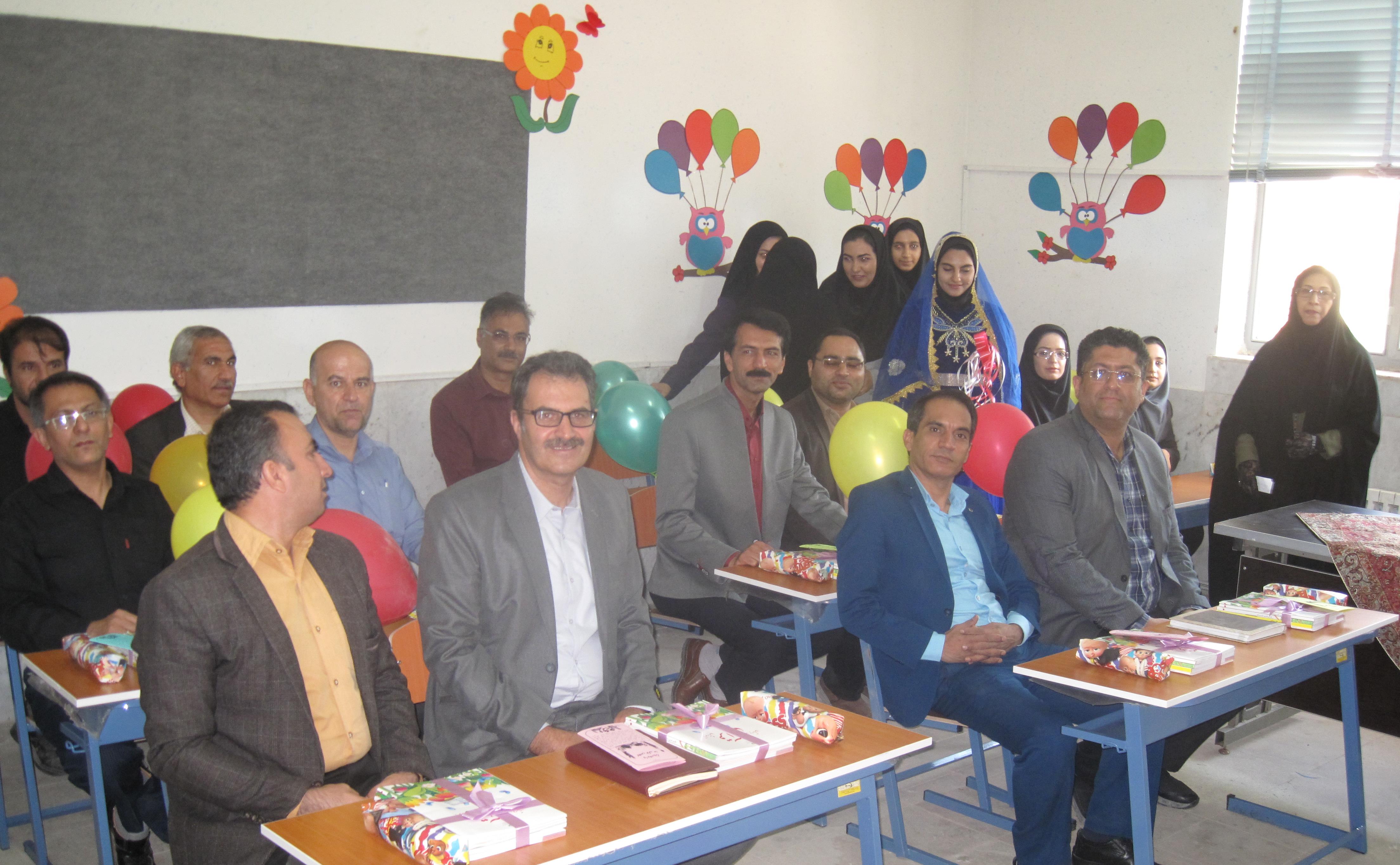 کلاس اولی های قدیمی.JPG