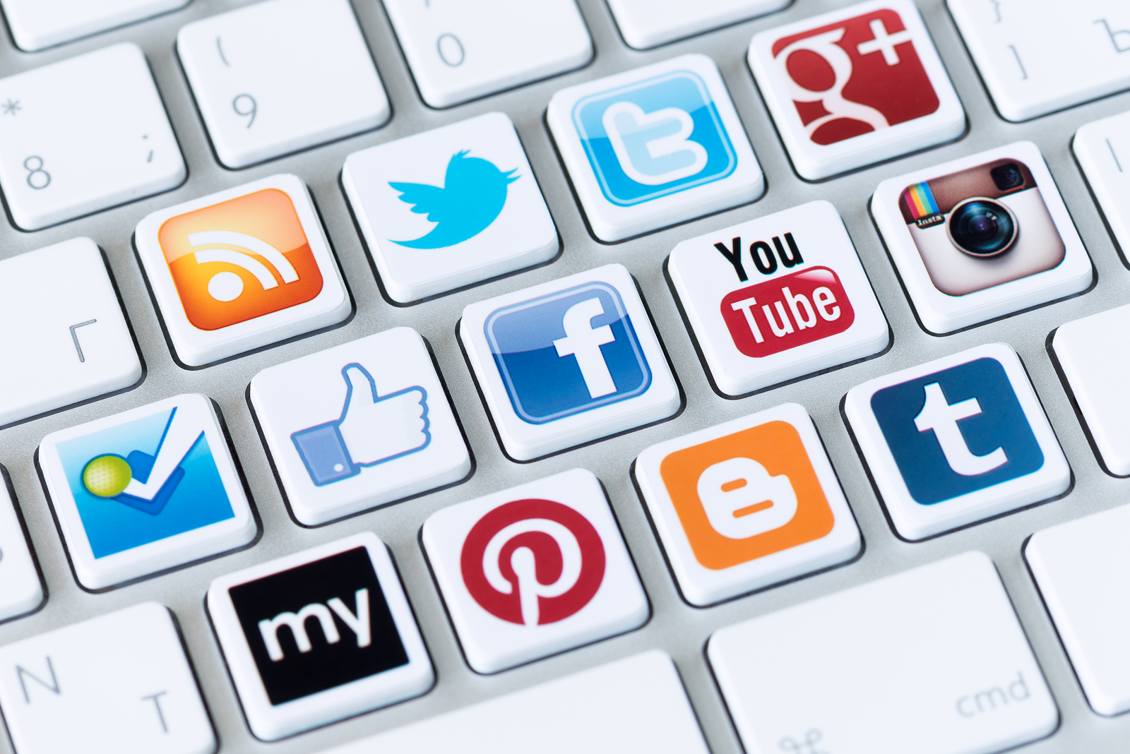 social-media-buttons-65188780.jpg