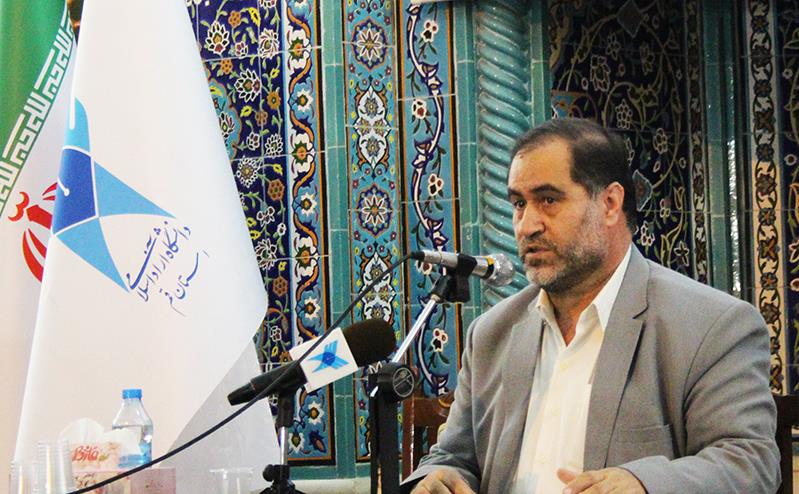 دانشگاه آزاد اسلامی استان قم تاکنون 44 هزار فارغ‌التحصیل داشته است
