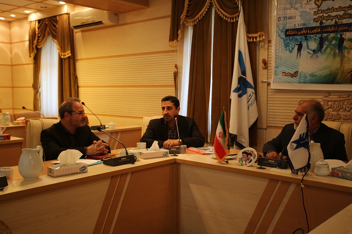 AZAD0919.jpg