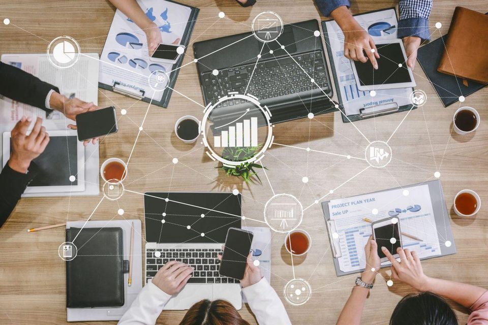 https___blogs-images.forbes.com_matthewharris_files_2019_11_AdobeStock_279568799_fintech-cover-image-1200x800.jpg
