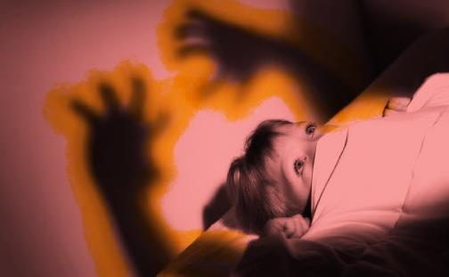 girl-having-nightmare.jpg