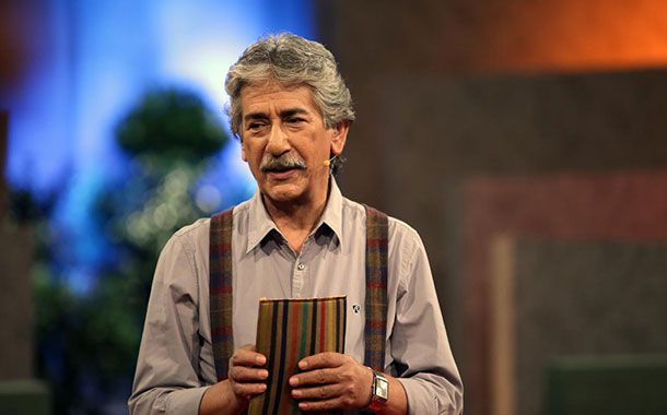 آقای حکایتی.jpg