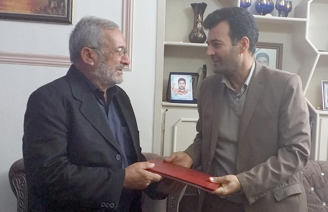 دیدار با خانواده شهید دایی زاده.jpg