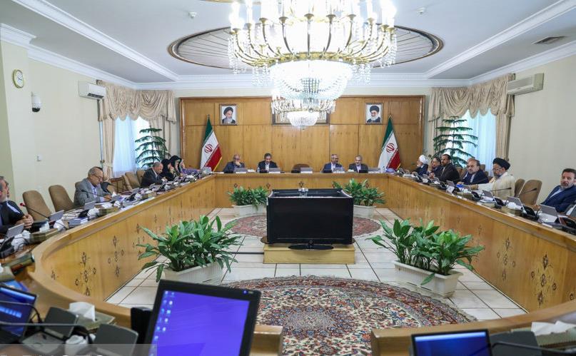 government-staff01-0.jpg