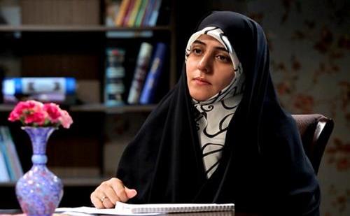 zeynab-abotalebi-2.jpg