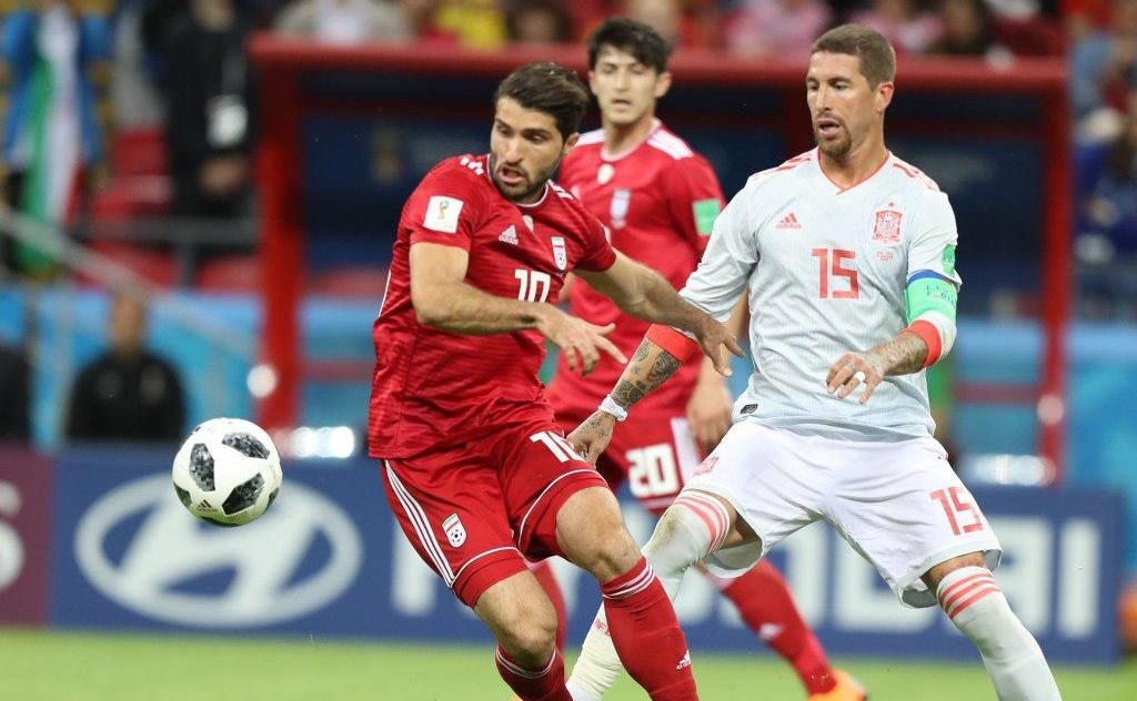 Iran_and_Spain_match_at_the_FIFA_World_Cup_(12).jpg