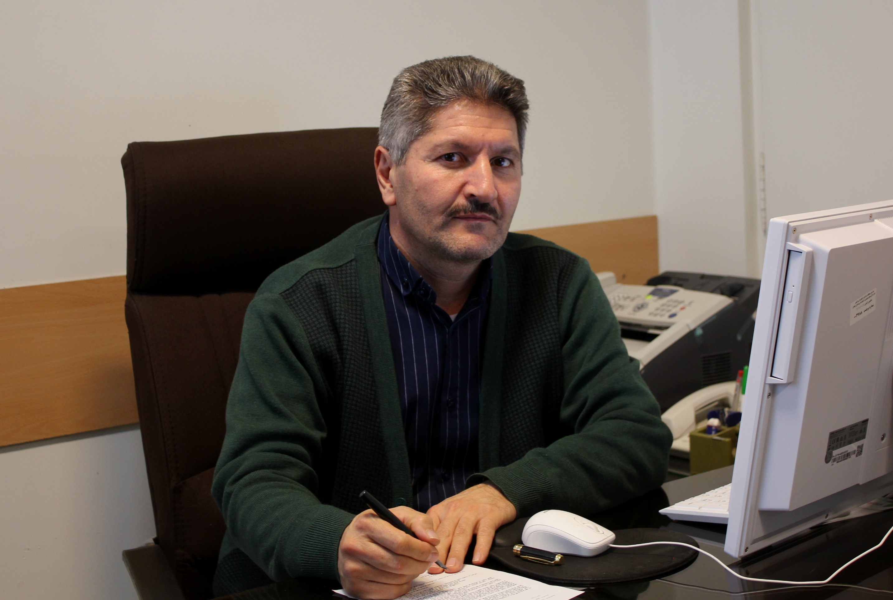 عکس آقای سلطان نژاد.JPG