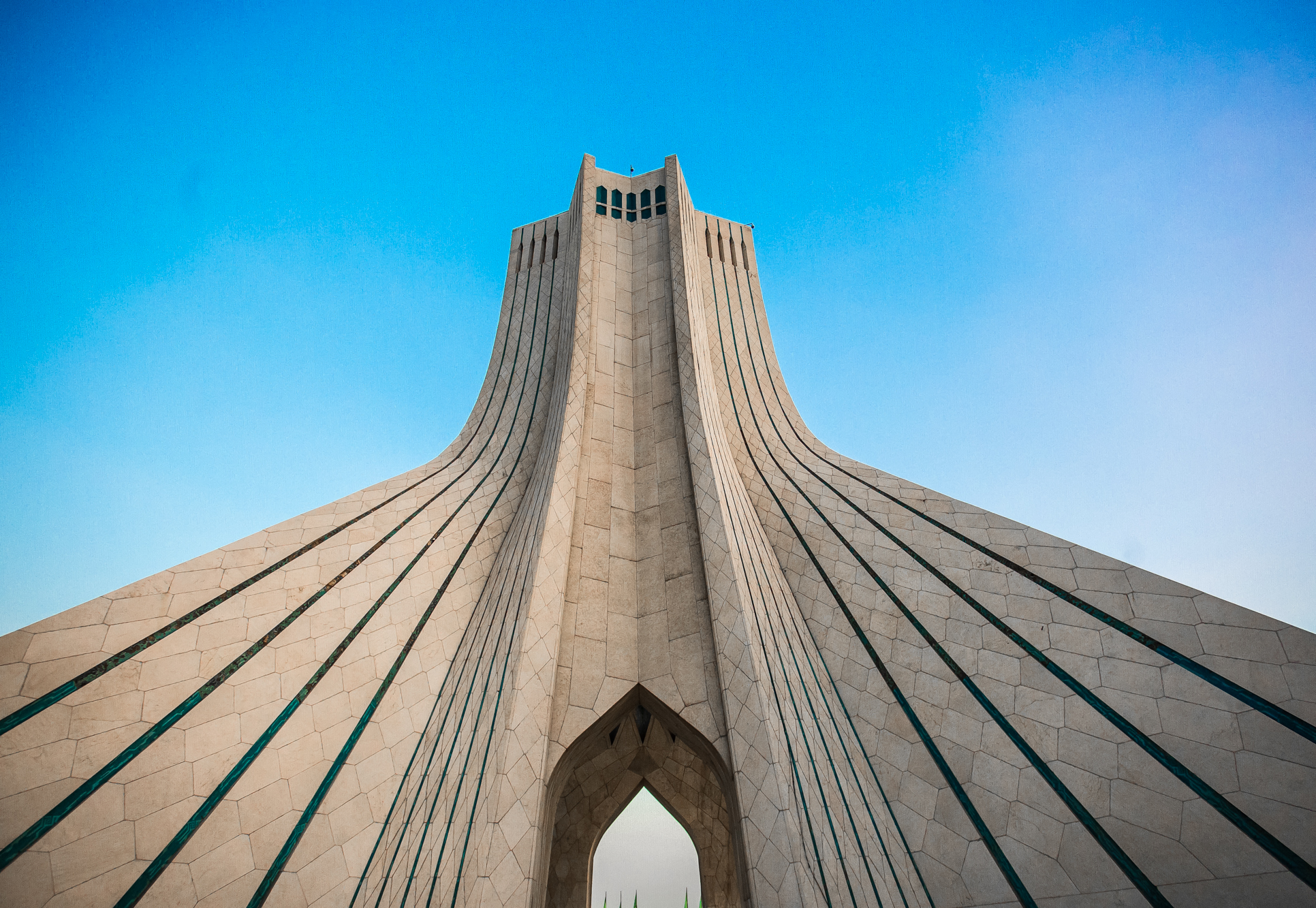 برج آزادی نماد 50 ساله تهران