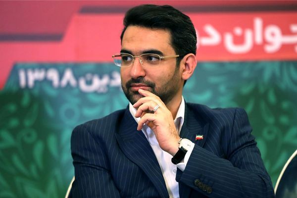 وزیر ارتباطات 1.jpg