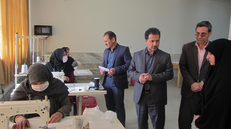 عکس راه اندازی کارگاه تهیه ماسک بهداشتی - واحد شیروان.jpg