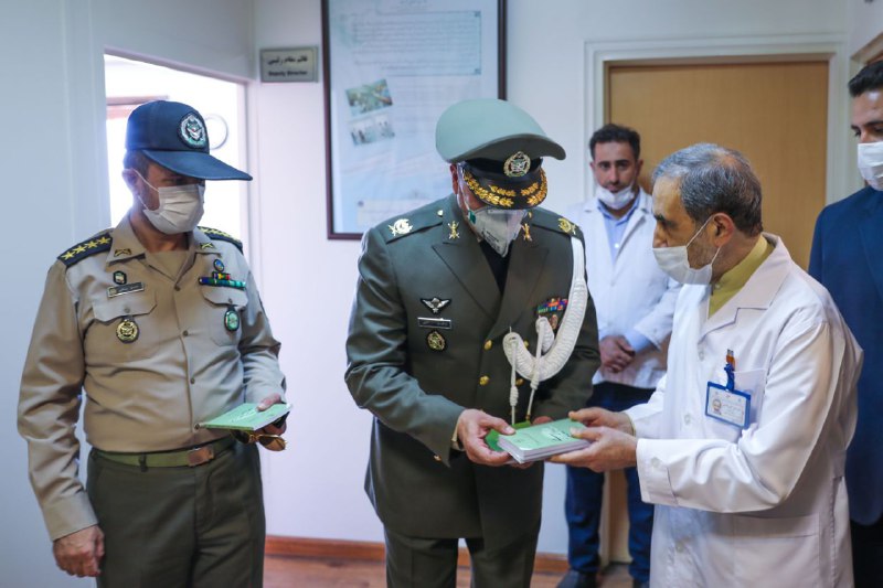 کادر.jpg