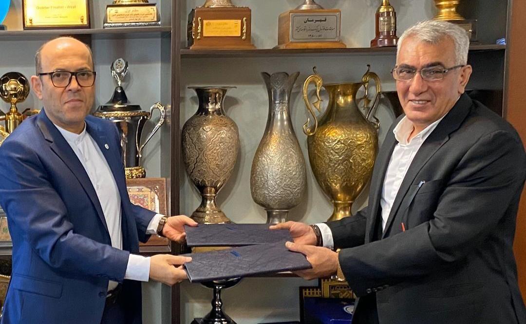 شرکت «جهان فولاد متین» کارگزار استقلال احمد سعادتمند.jpg