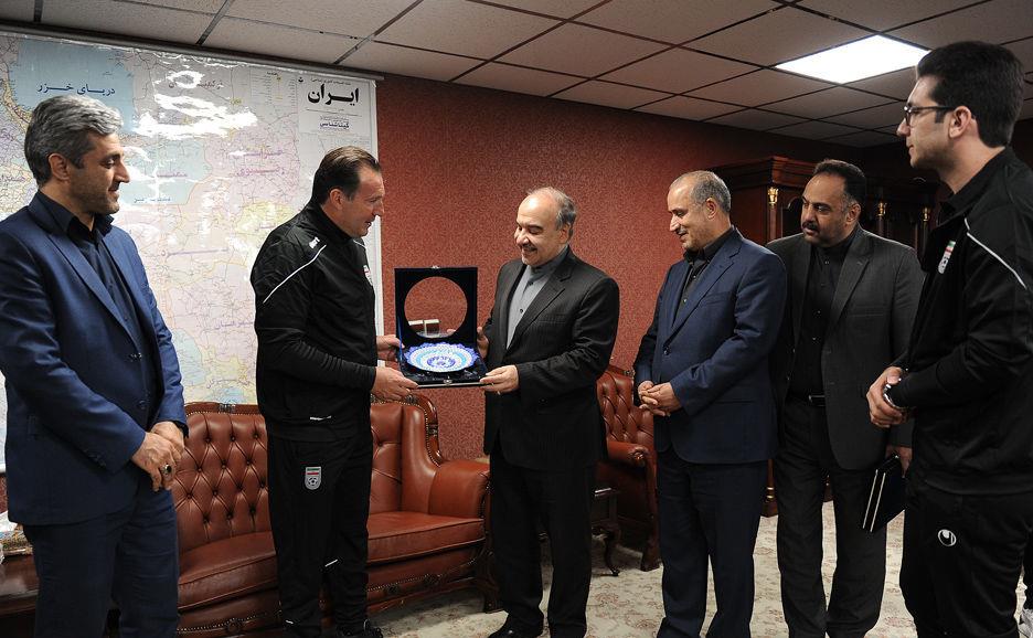 سلطانی‌فر ویلموتس.jpg