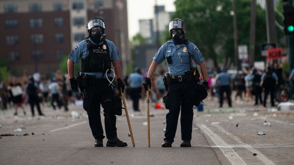 minn-police-02-as-gty-200607_hpMain_2_16x9_992.jpg
