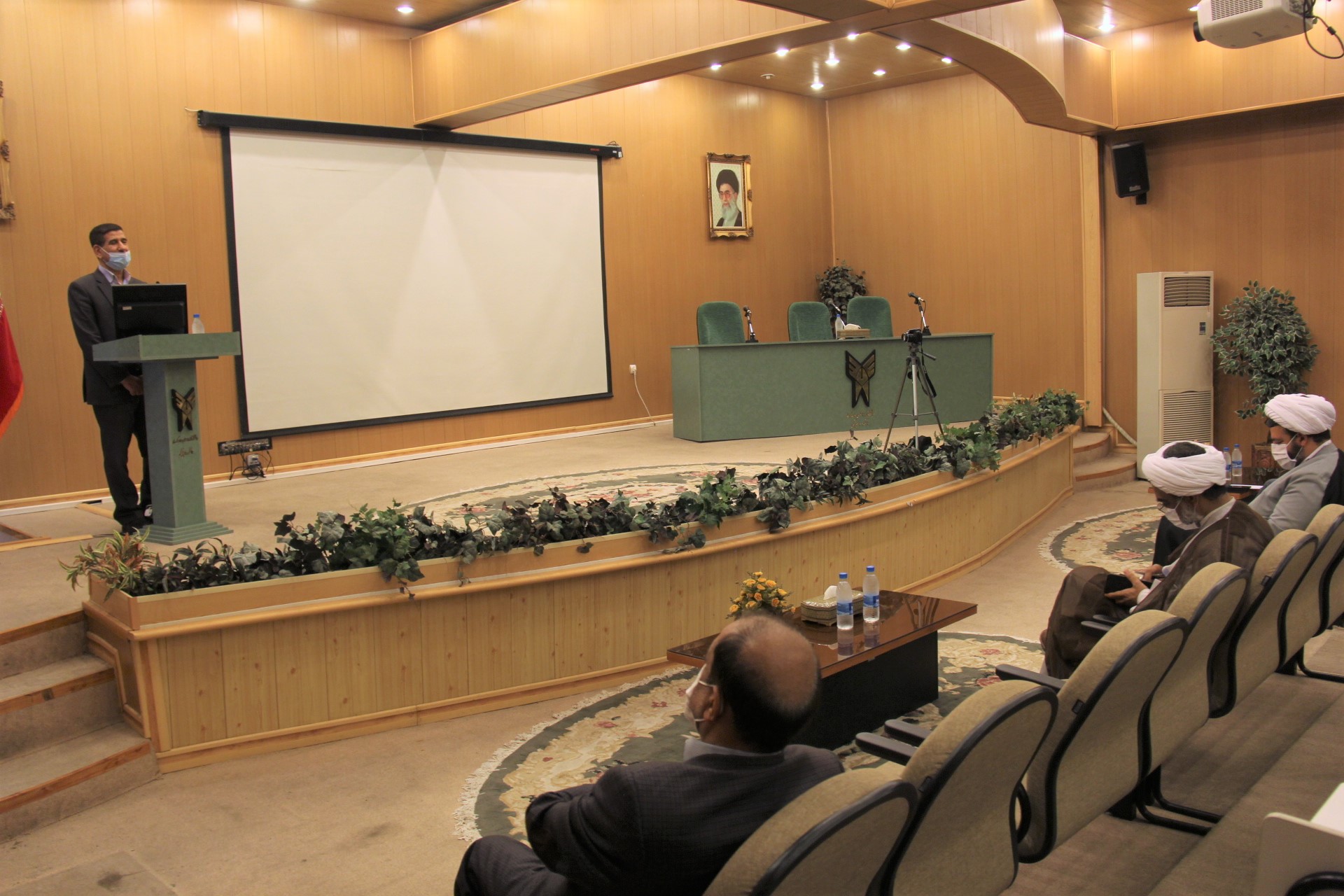 خسروپناه (2).jpg