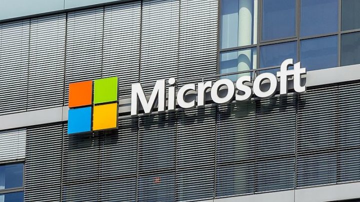 Microsoft_Koln_RheinauArtOffice_Rheinauhafen_Koln-3603-720x405.jpg