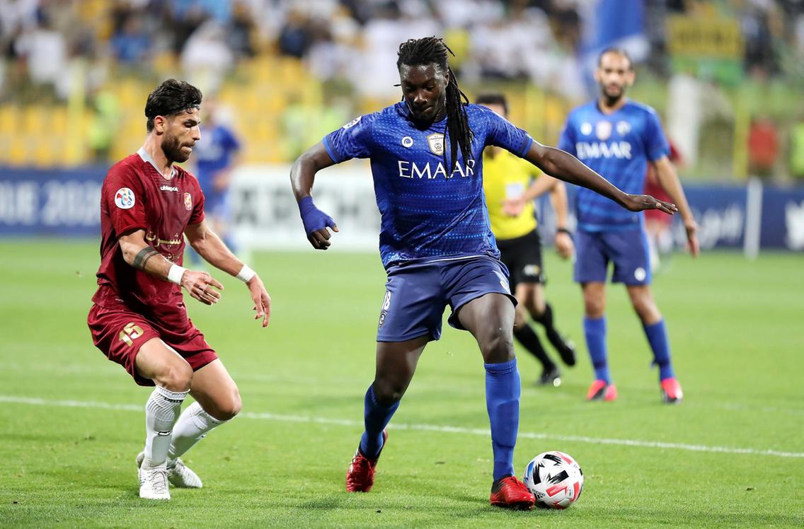 PS1002- FOOTBALL07.jpg