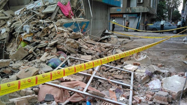 حادثه.jpg