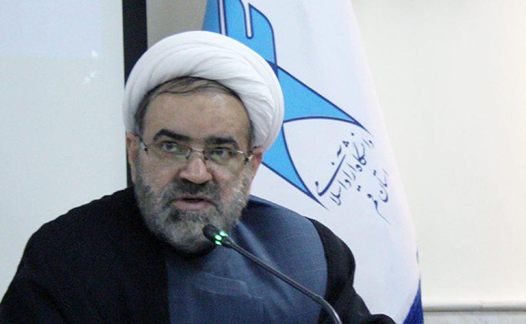 ceremony-of-honoring-and-introducing-the-president-of-qom-islamic-azad-university-9-1-768x542.jpg
