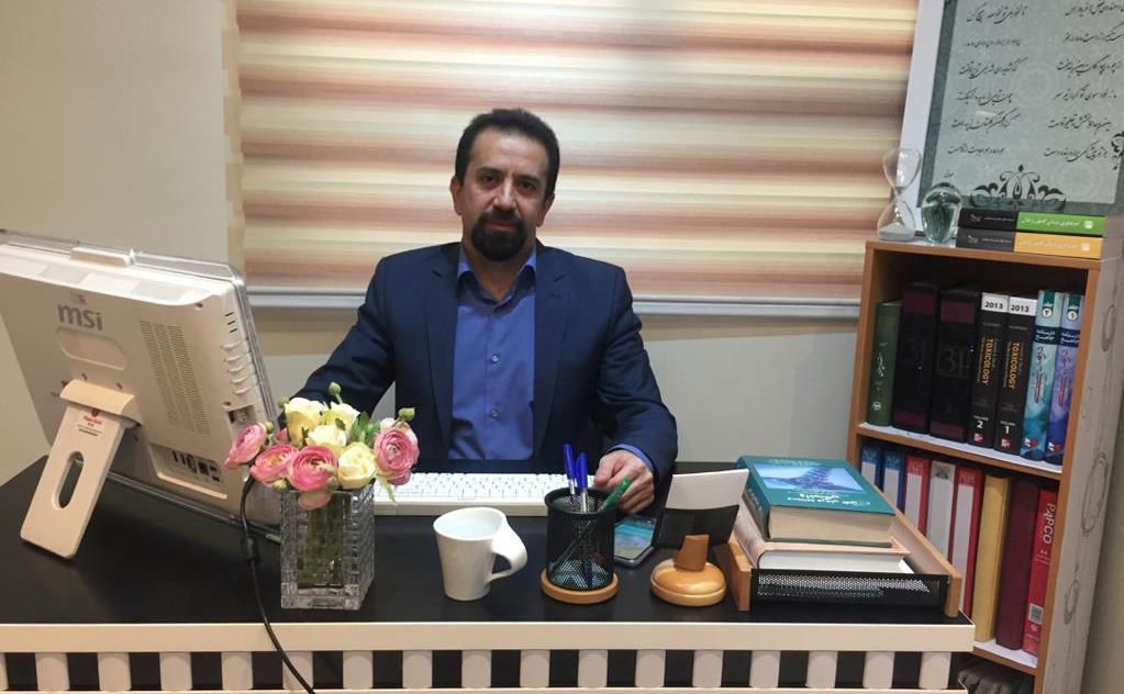 دکتر فرزاد کهریزی.jpg