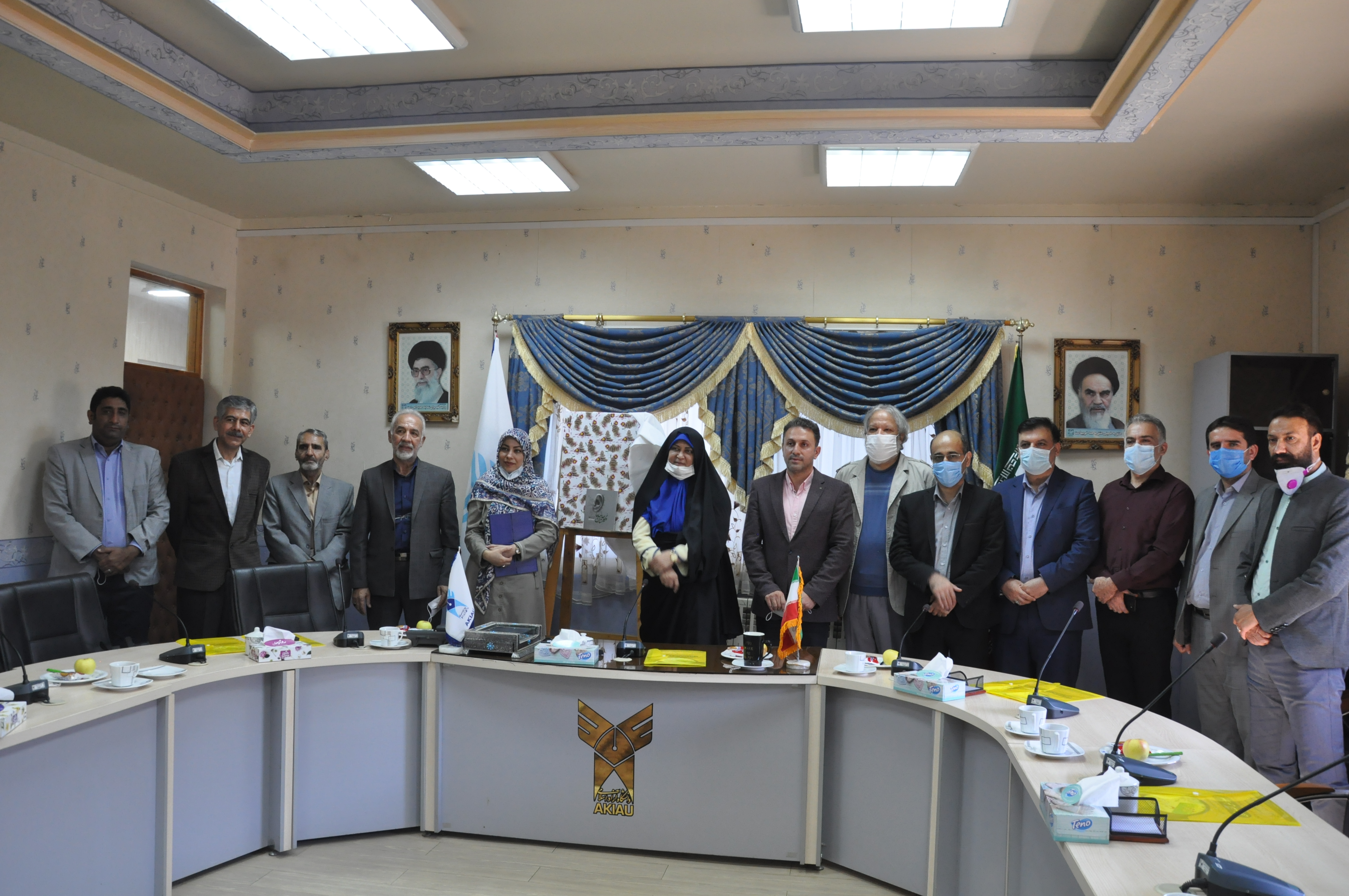 کتاب «گلستان چامه‌ها» رونمایی شد
