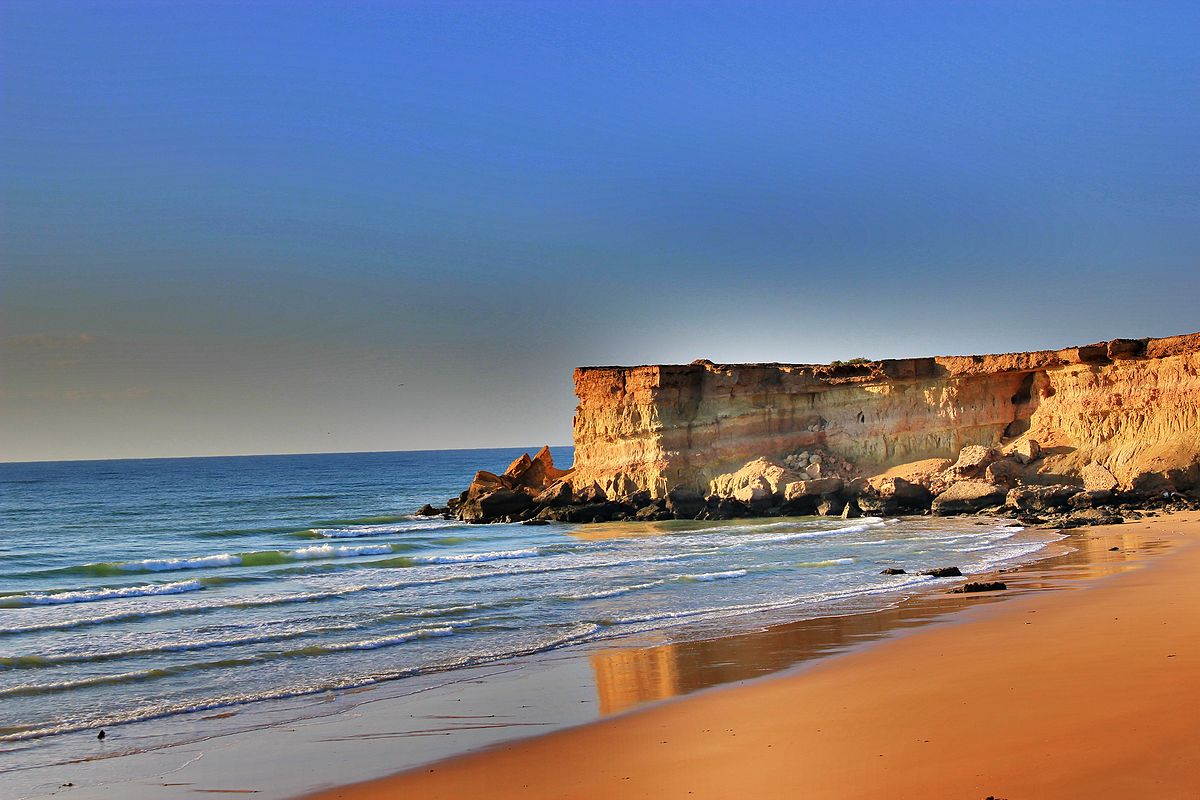 qeshm-beach-wonder-island.jpg