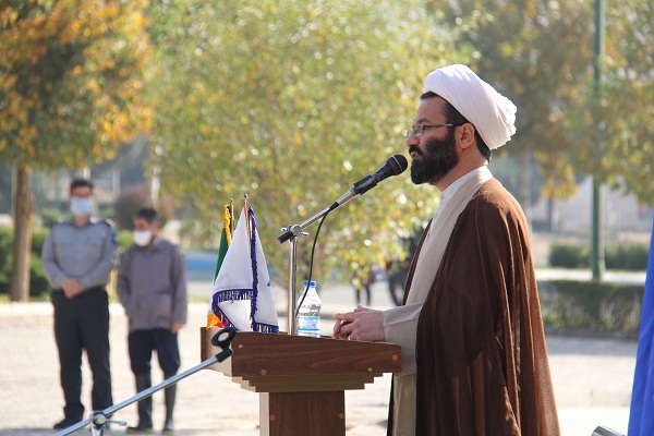 اخلاق خوش برترین معجزه حضرت محمد(ص) بعد از قرآن کریم است