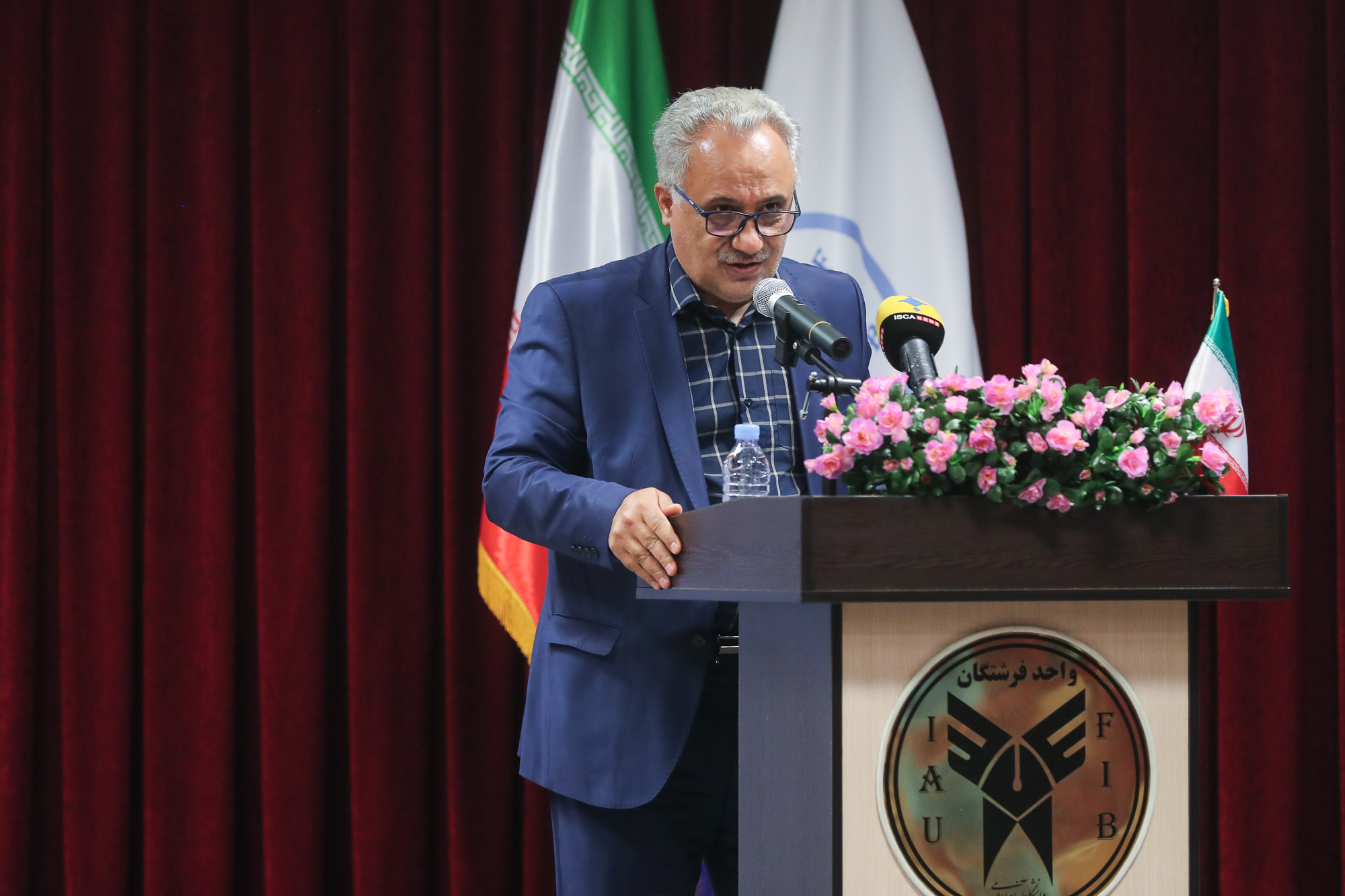 amid farahi-8.JPG