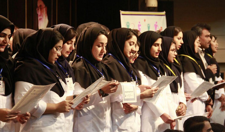 دانشجویان پزشکی-wikigeram.jpg