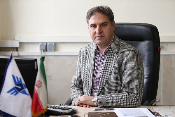 دکتر عزتی.jpg