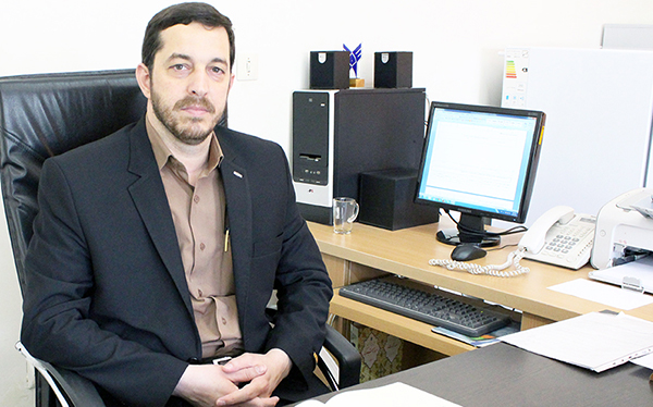 by-decree-doctor-mirzadeh-deputy-director-of-cultural-and-faculty-member-the-qom-islamic-azad-university-to-the-rank-of-associate-professor-increased.jpg