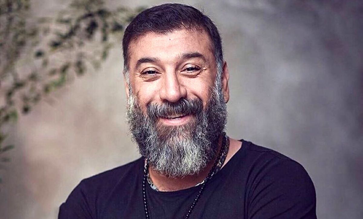 علی+انصاریان.jpg