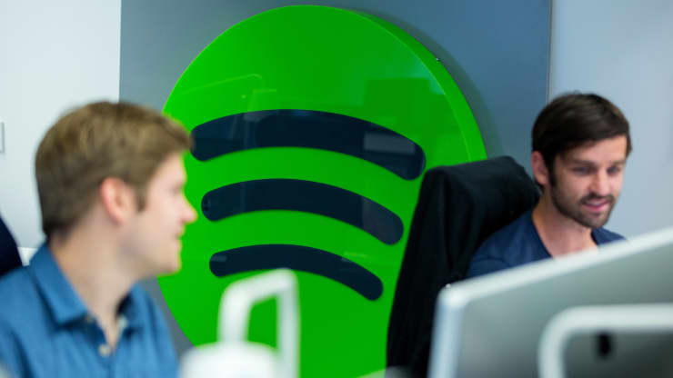 106839970-1613144246469-gettyimages-540905642-GERMANY_SPOTIFY.jpeg