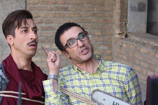 فیلم+سینمایی+آقای+سانسور.jpg