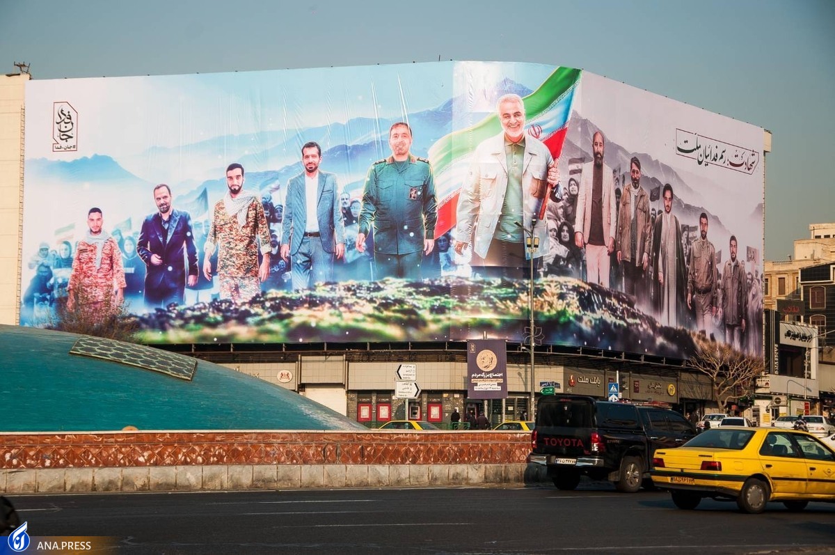 بزرگترین دیوارنگاره کشور با رسم «فداییان ملت» رو نمایی شد