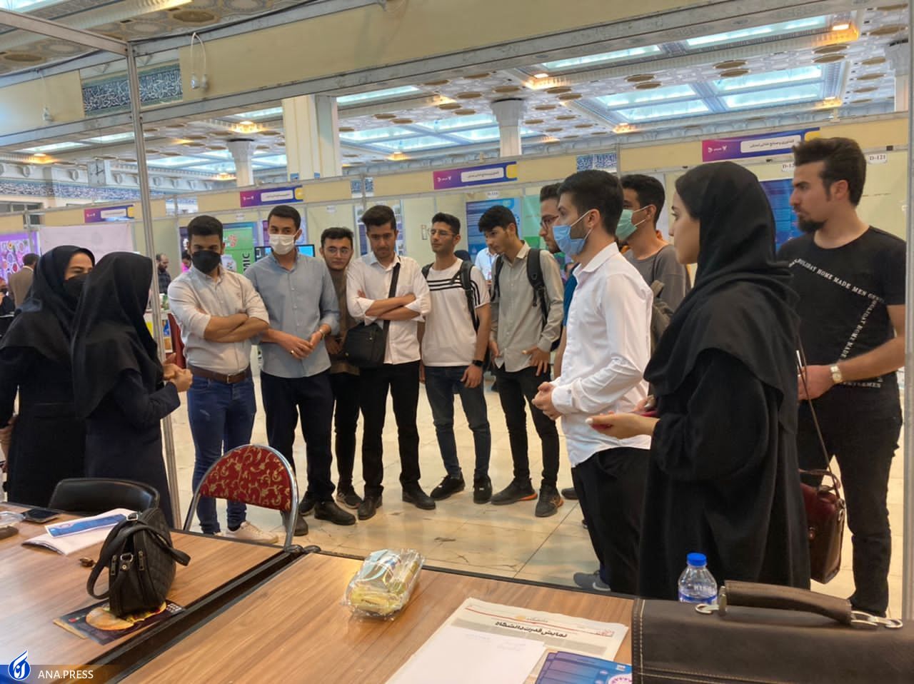 ایجاد فرهنگ و الفبای کار گروهی در بستر انجمن&zwnj;های علمی