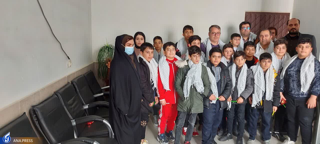 عاقبت&zwnj;به&zwnj;خیری نسل جوان انقلاب در پیروی از رهبری