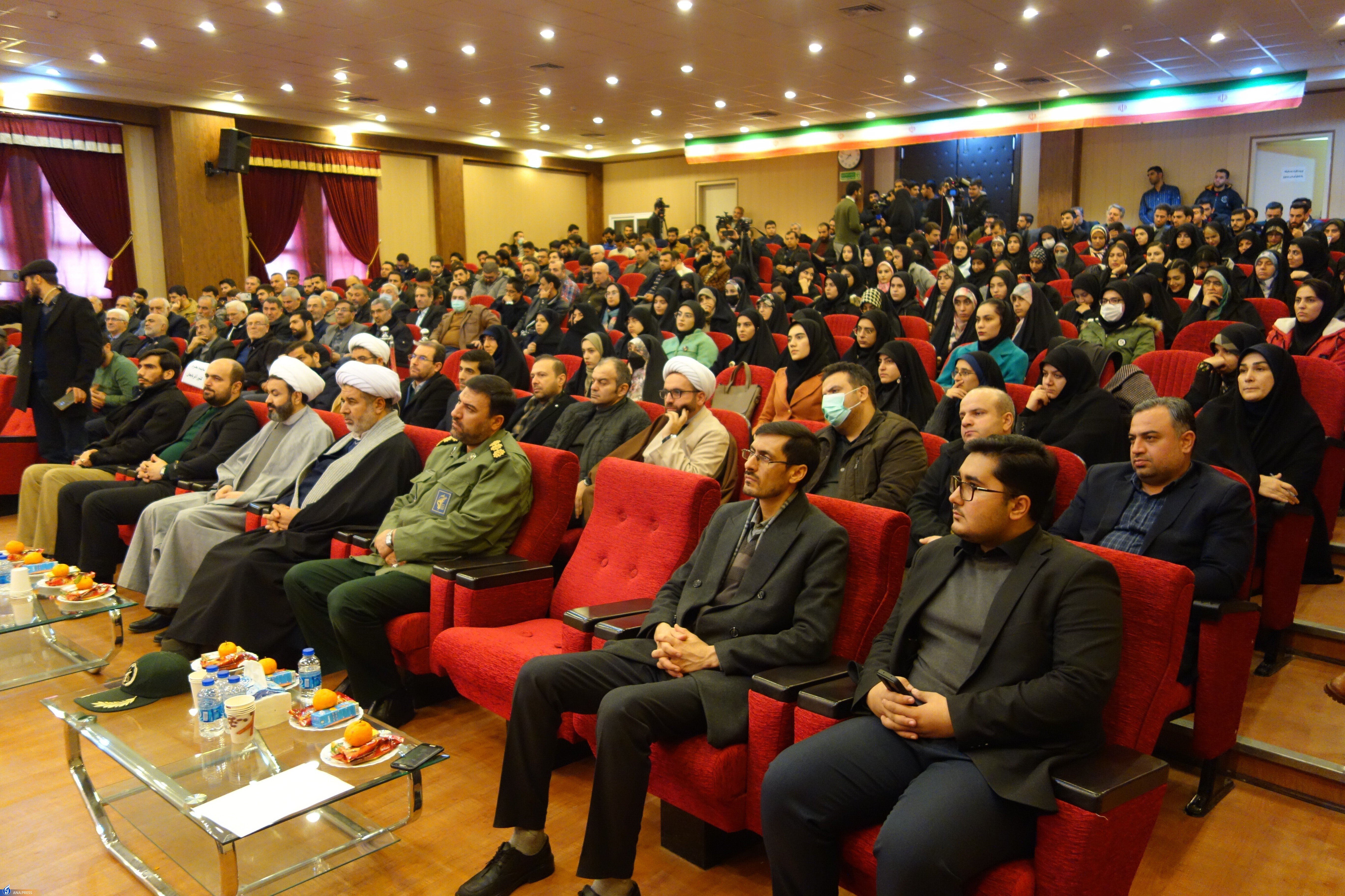 دشمن از جهانی&zwnj;شدن شخصیت شهید سلیمانی بیم دارد