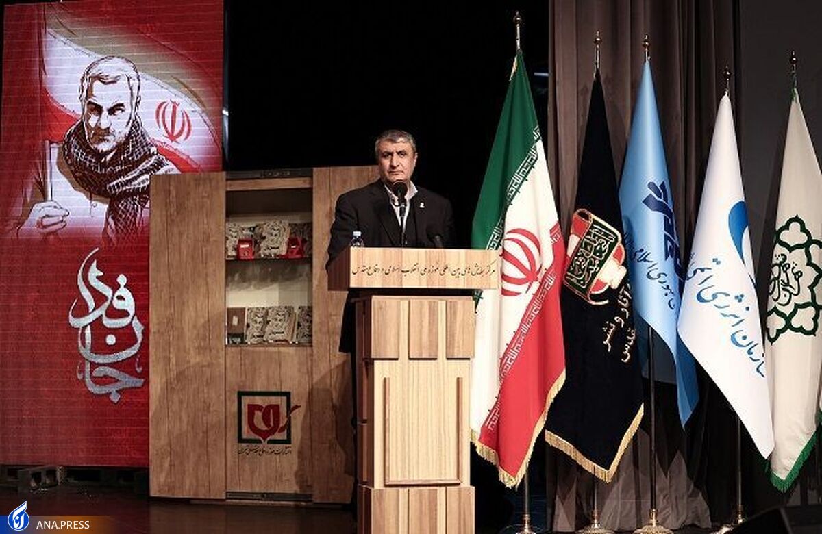 اسلامی: سردار سلیمانی به معنای واقعی کلمه سرباز وطن بود