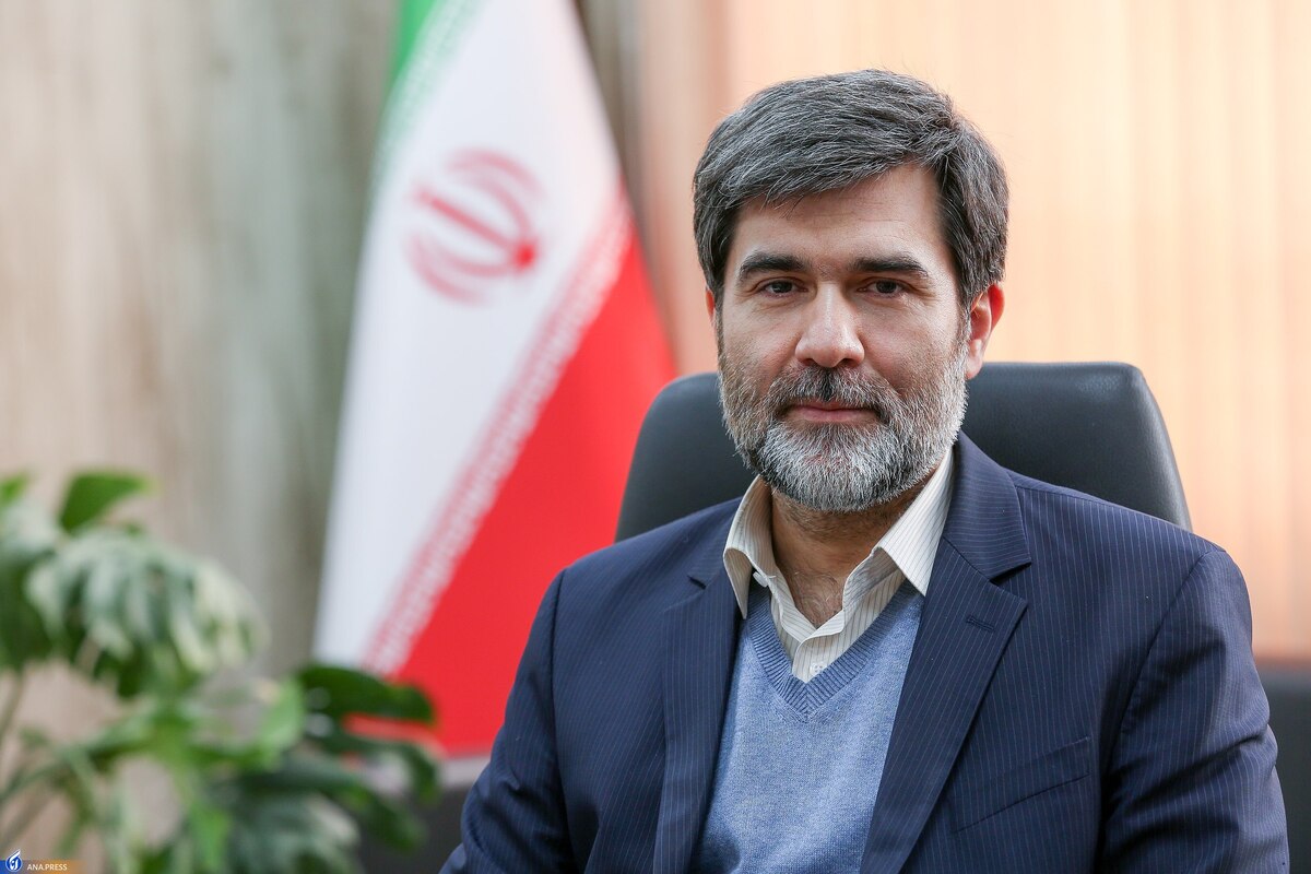 شهید سلیمانی بانثار کردن جانش یکی از فرزندان اصیل مکتب خمینی است