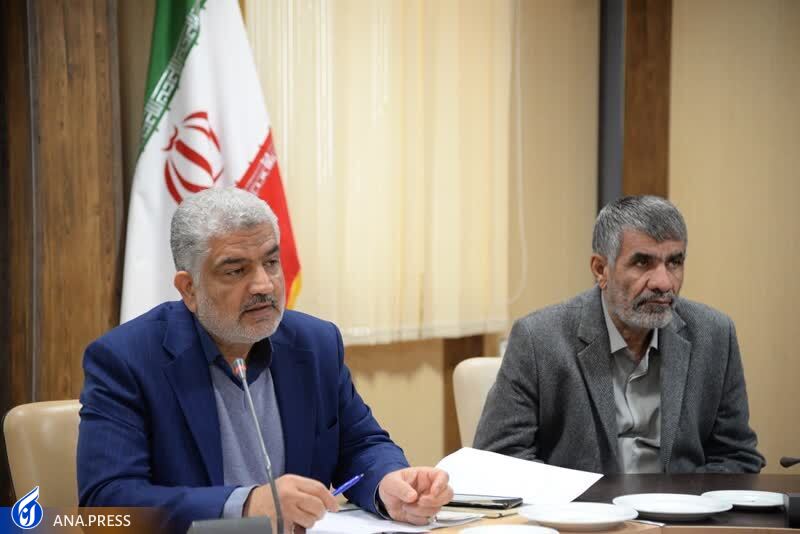 تقابل دشمن با شعار &laquo;امید من به شما دبستانی&zwnj;هاست&raquo; امام راحل با هدف قرار دادن نوجوانان