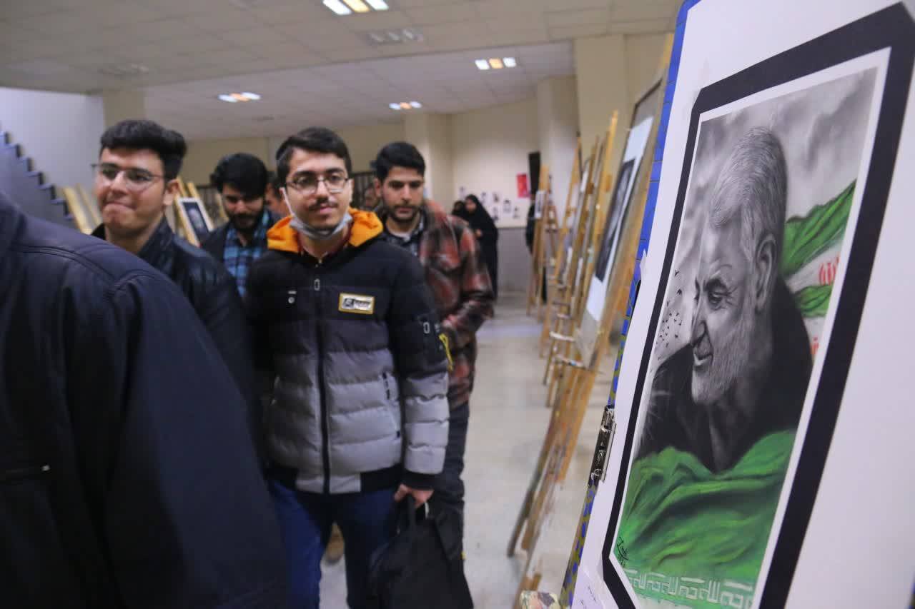 سردار سلیمانی قدرت استراتژیک جهان اسلام را توسعه داد سردار سلیمانی قدرت استراتژیک جهان اسلام را توسعه داد