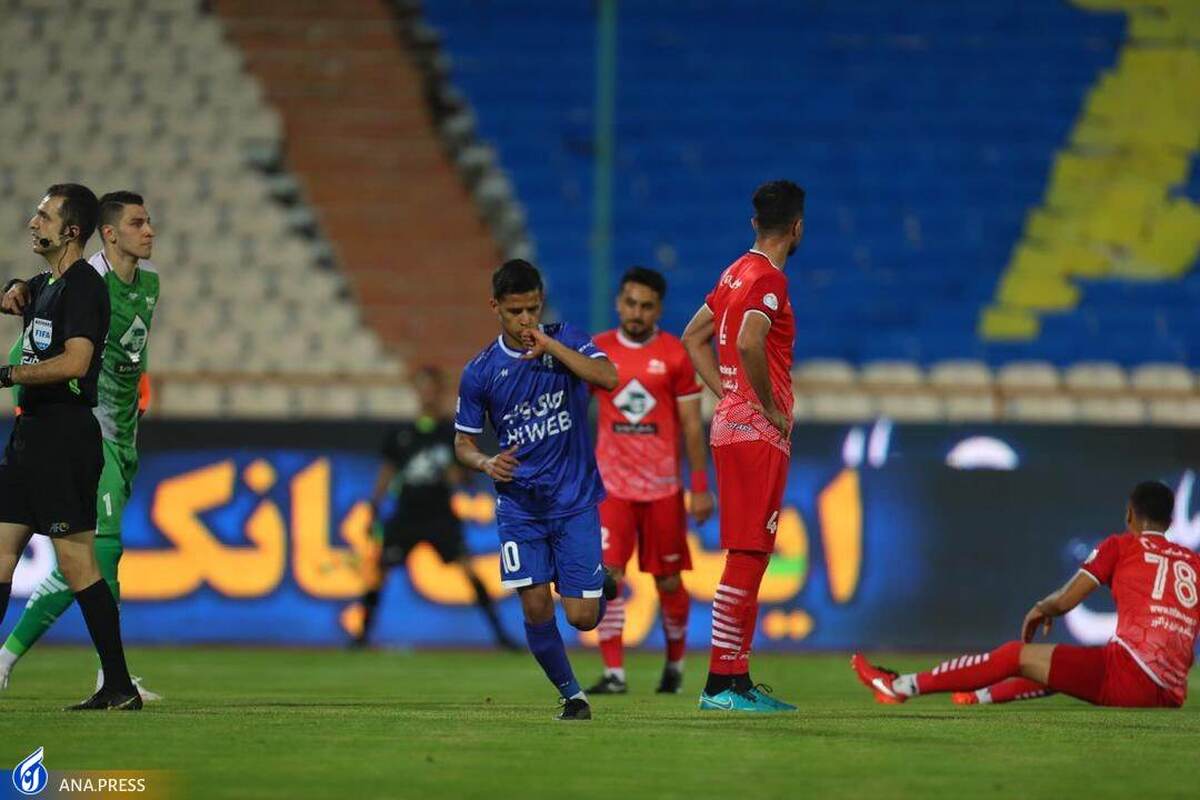 بازی تراکتور و استقلال لغو شد