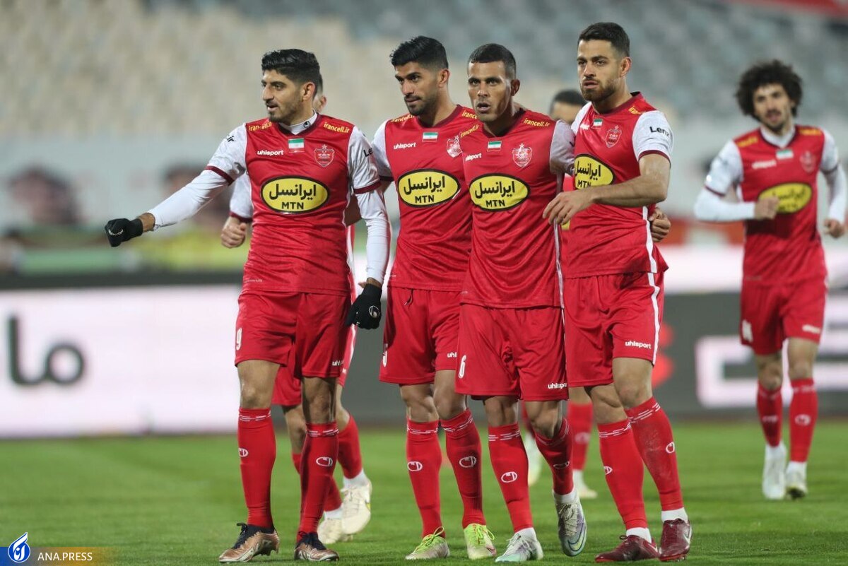 حلالی: بازیکنان پرسپولیس حرفهایتر رفتار کنند؛ نباید از روند پیروزی خارج شد