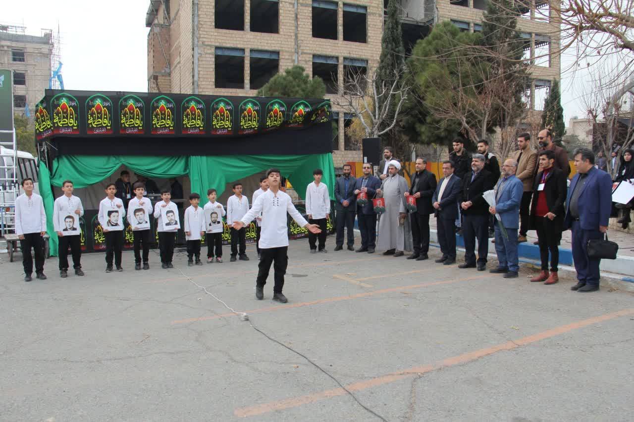 یادواره تدفین ۲ شهید گمنام دانشگاه آزاد اسلامشهر برگزار شد یادواره تدفین ۲ شهید گمنام دانشگاه آزاد اسلامشهر برگزار شد