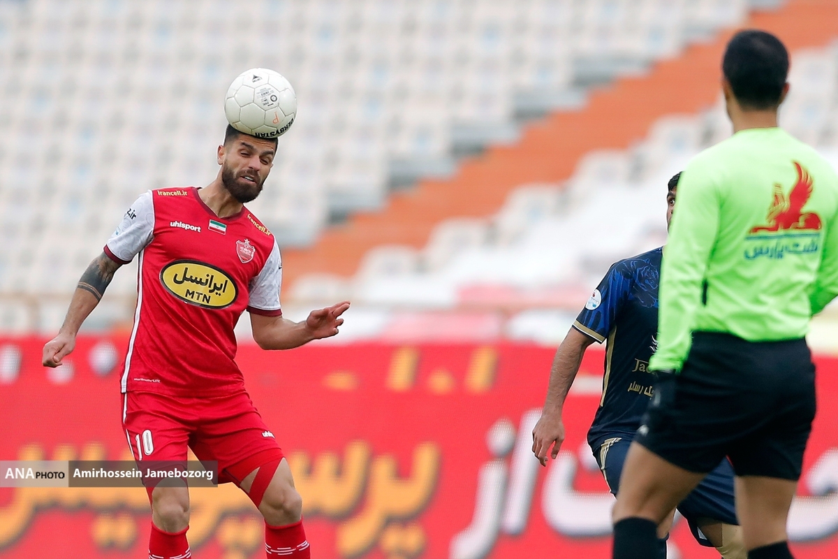 غیبت هافبک پرسپولیس مقابل ون پارس افزایش پیدا کرد