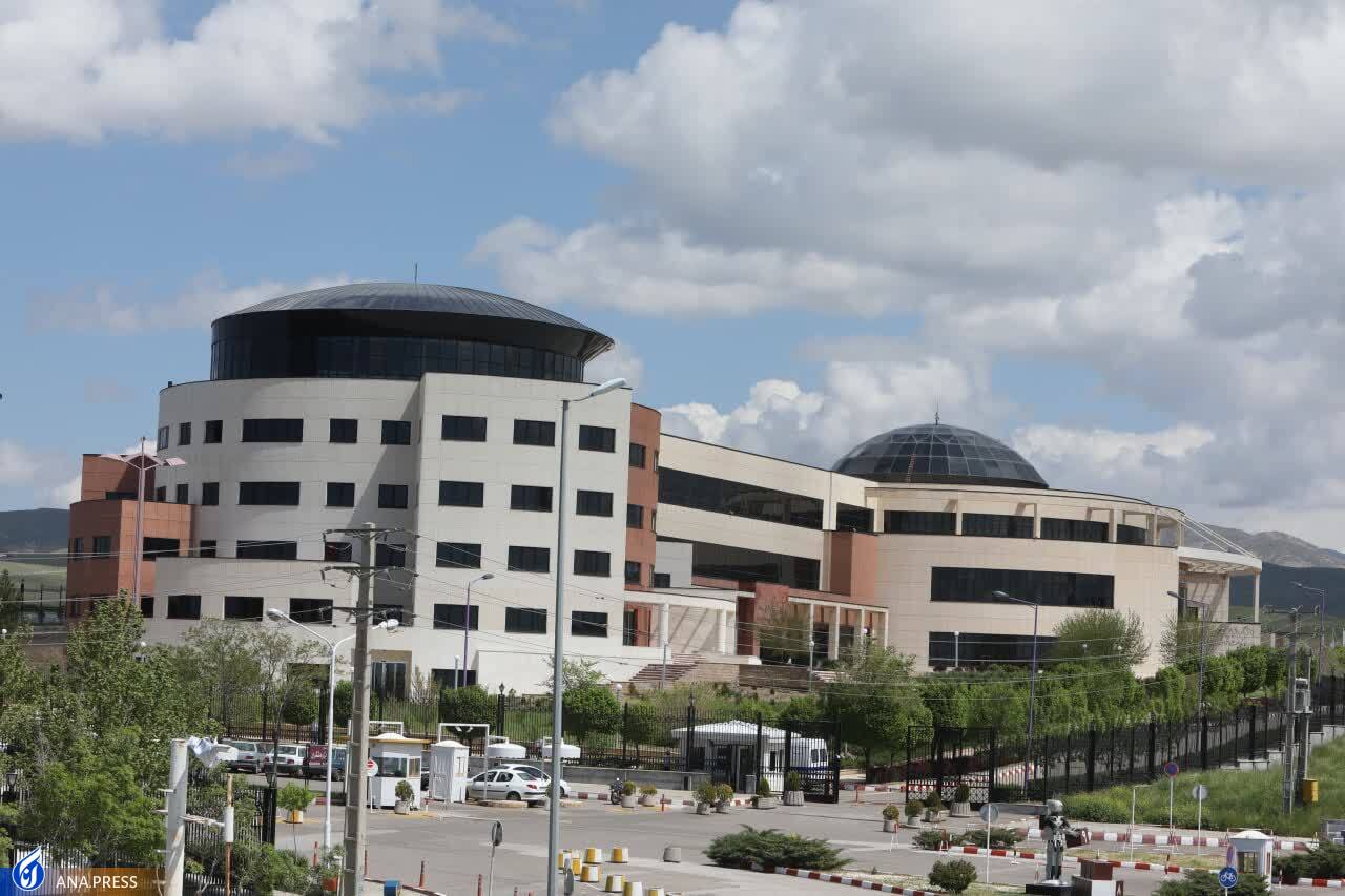 تربیت نسل نوین مدیران و متخصصان تحولآفرین تربیت نسل نوین مدیران و متخصصان تحولآفرین