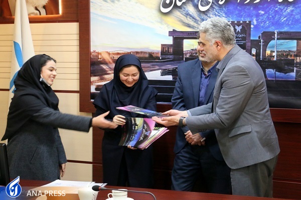 دانشگاه آزاد اسلامی سمنان دارای ۸ انجمن علمی فعال و ۳ انجمن دانشجویی است