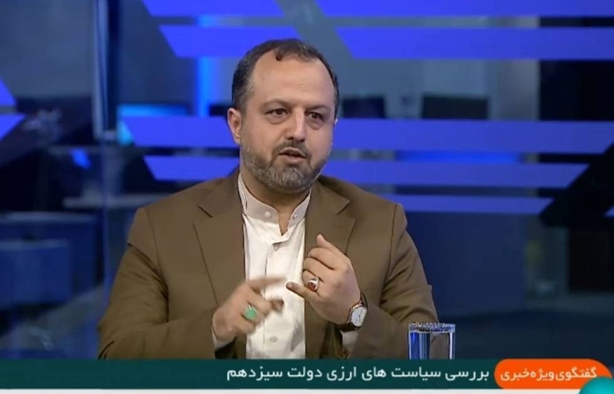 عزم دولت برای ثبات بازار ارز نه تثبیت نرخ ارز/ در قله تورمی ۷۰ سال گذشته نیستیم